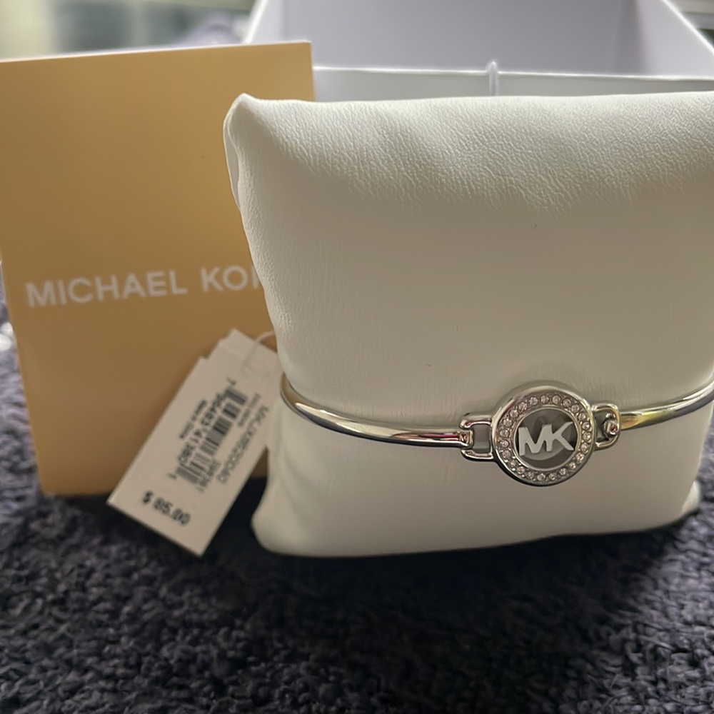 NBW Michael Kors bracelet
